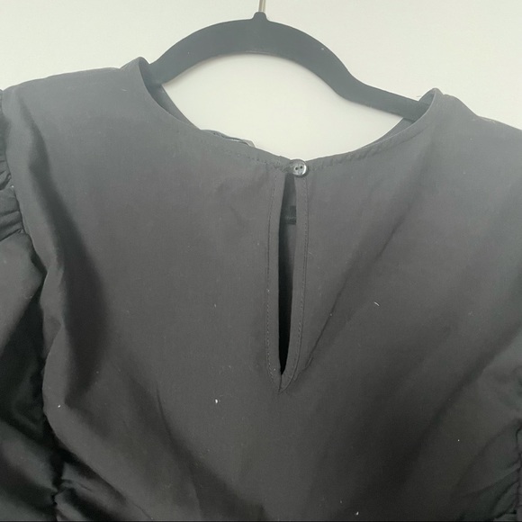 Forever 21 Long Sleeve Crop Top with Ruching - Picture 4 of 5